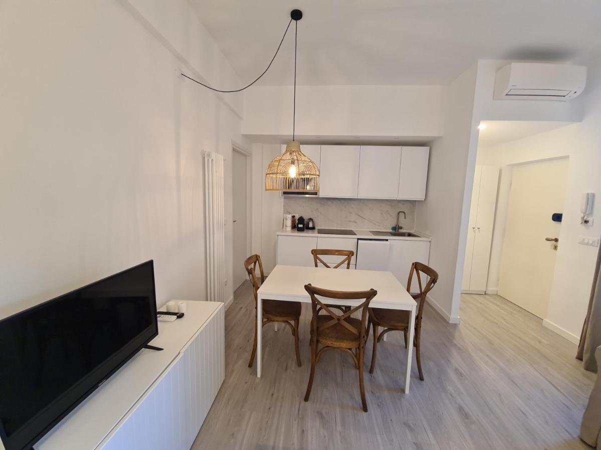 Appartamento Elegante A Rapallo By Portofinovacanze 外观 照片